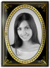 Фото на прямоугольной металлокерамике в золотой рамке З-7-МК